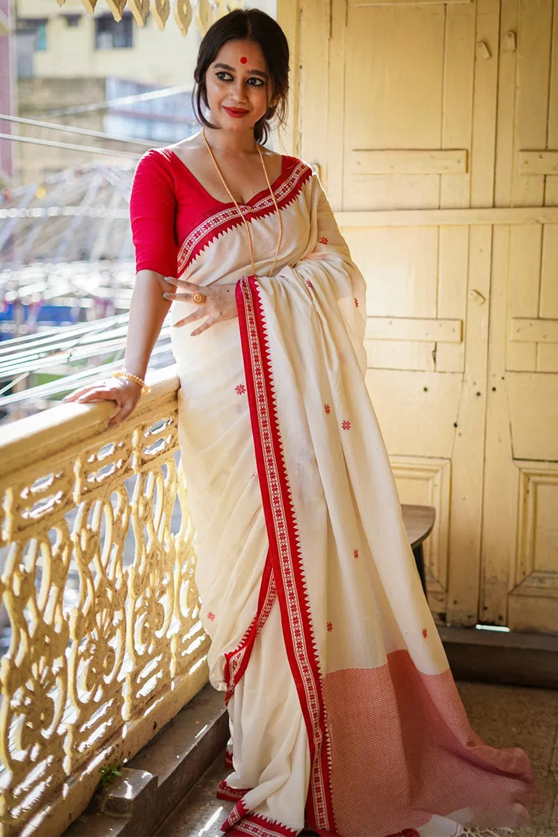 Charismatic Off White Cotton Silk Saree With Ravishing Blouse Piece