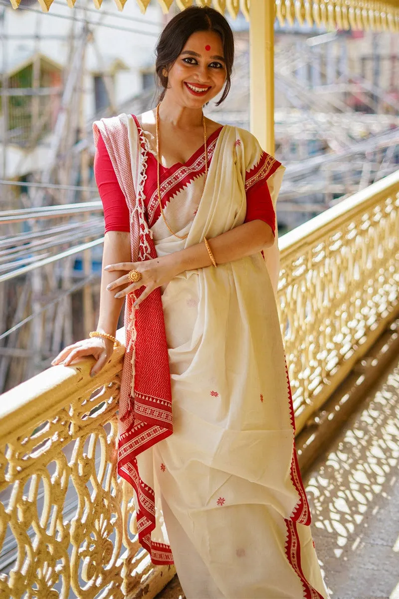 Charismatic Off White Cotton Silk Saree With Ravishing Blouse Piece