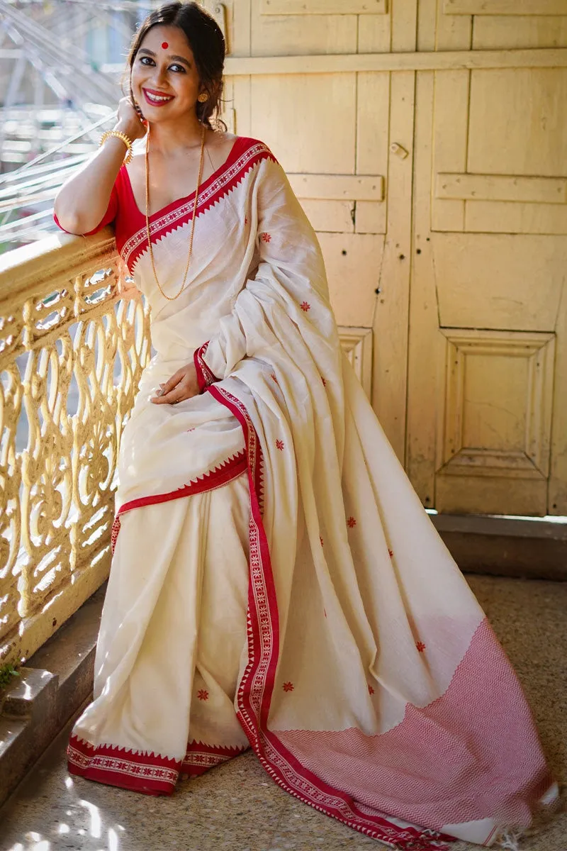 Charismatic Off White Cotton Silk Saree With Ravishing Blouse Piece