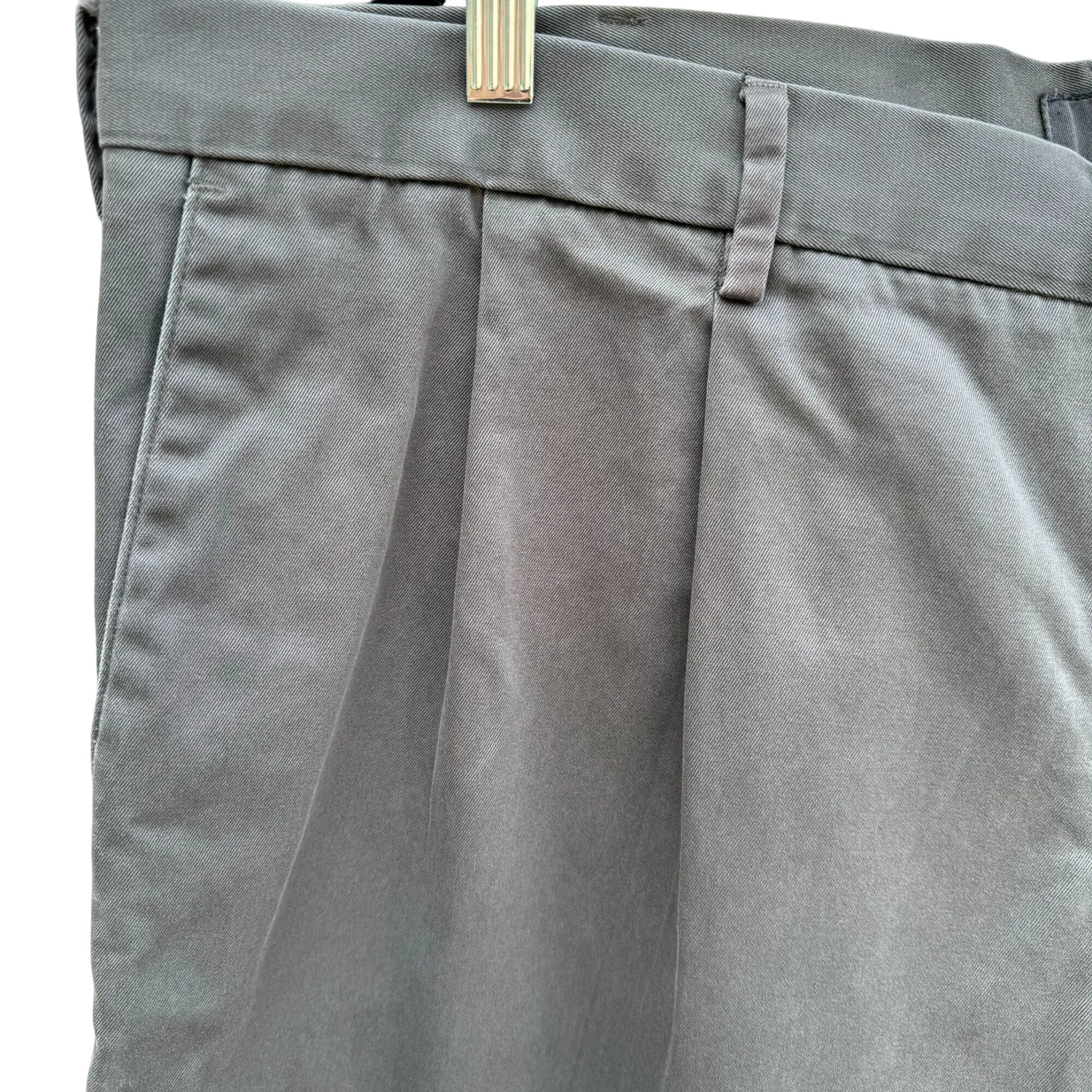 Dockers Signature Khaki Mens Relaxed Fit Pleated Chinos 2-Pack Black Grey 42x30.5