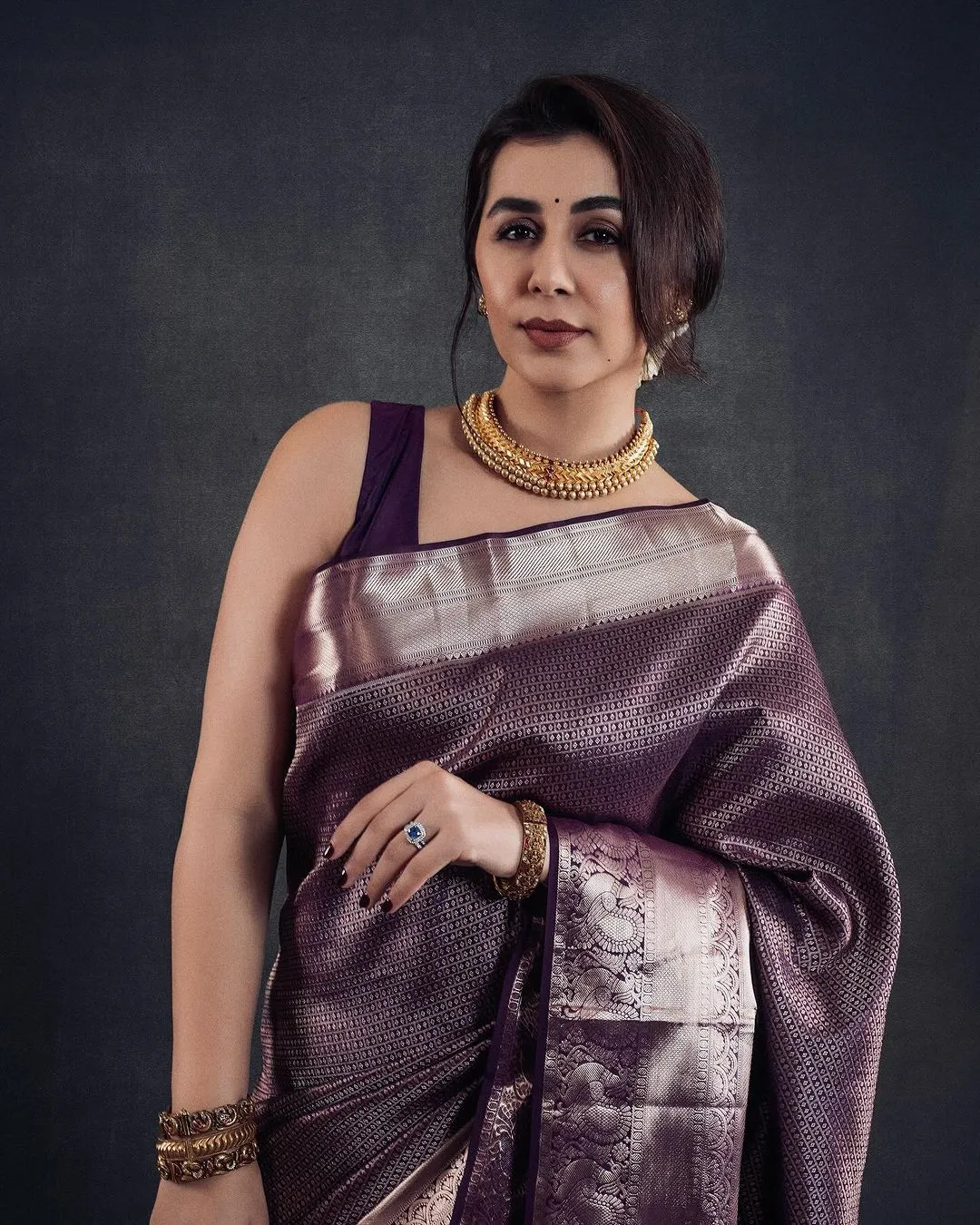 Evanescent Purple Soft Silk Saree With Brood Blouse Piece