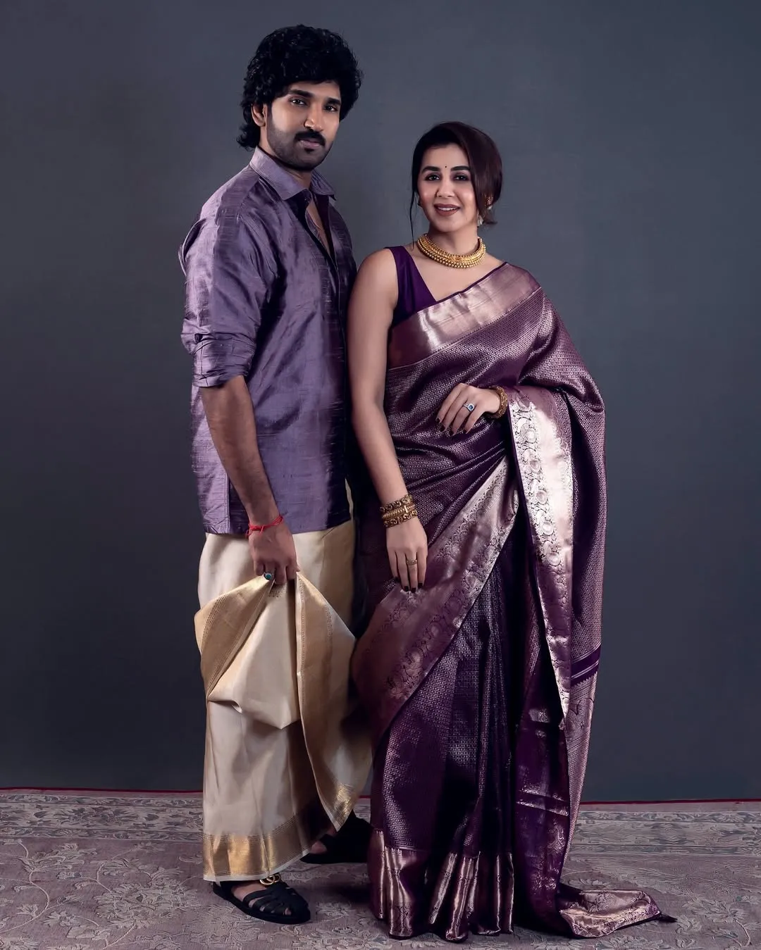 Evanescent Purple Soft Silk Saree With Brood Blouse Piece