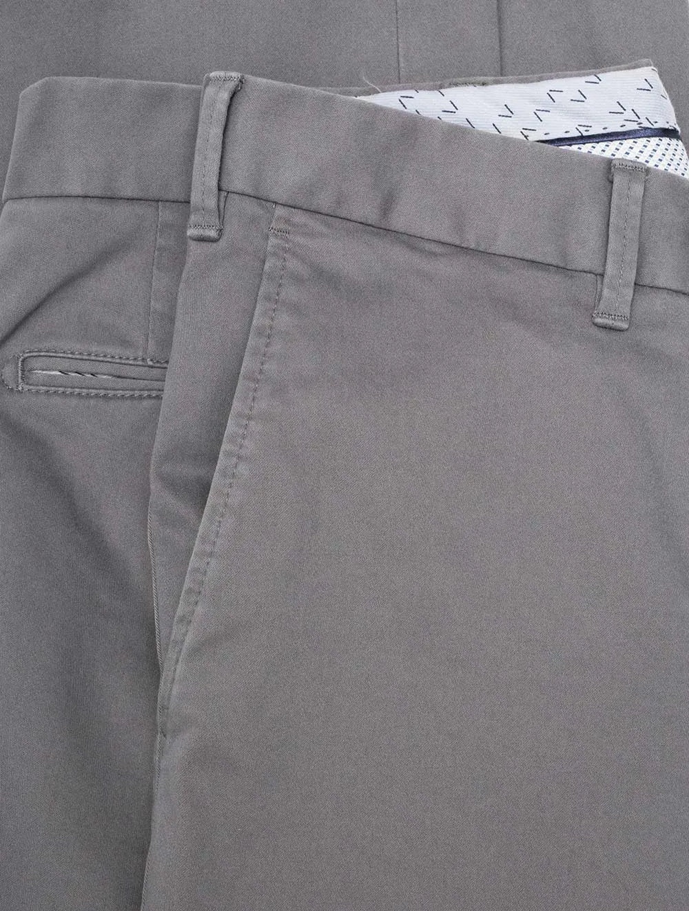 Jasper Chinos Grey