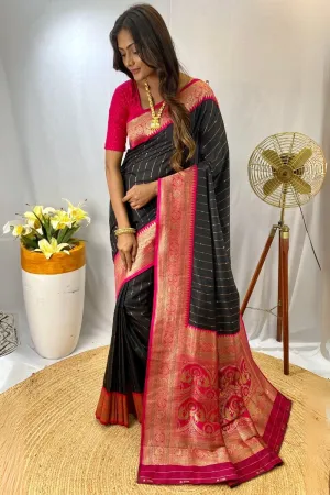 Sizzling Black Soft Banarasi Silk Saree With Gratifying Blouse Piece